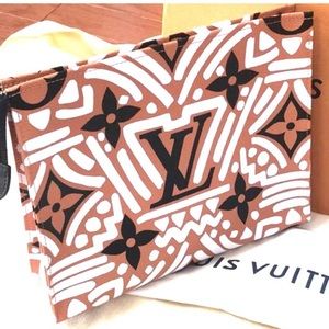 NWT❗️Louis Vuitton large LIMITED EDITION clutch/ Pochette SOLD OUT!!